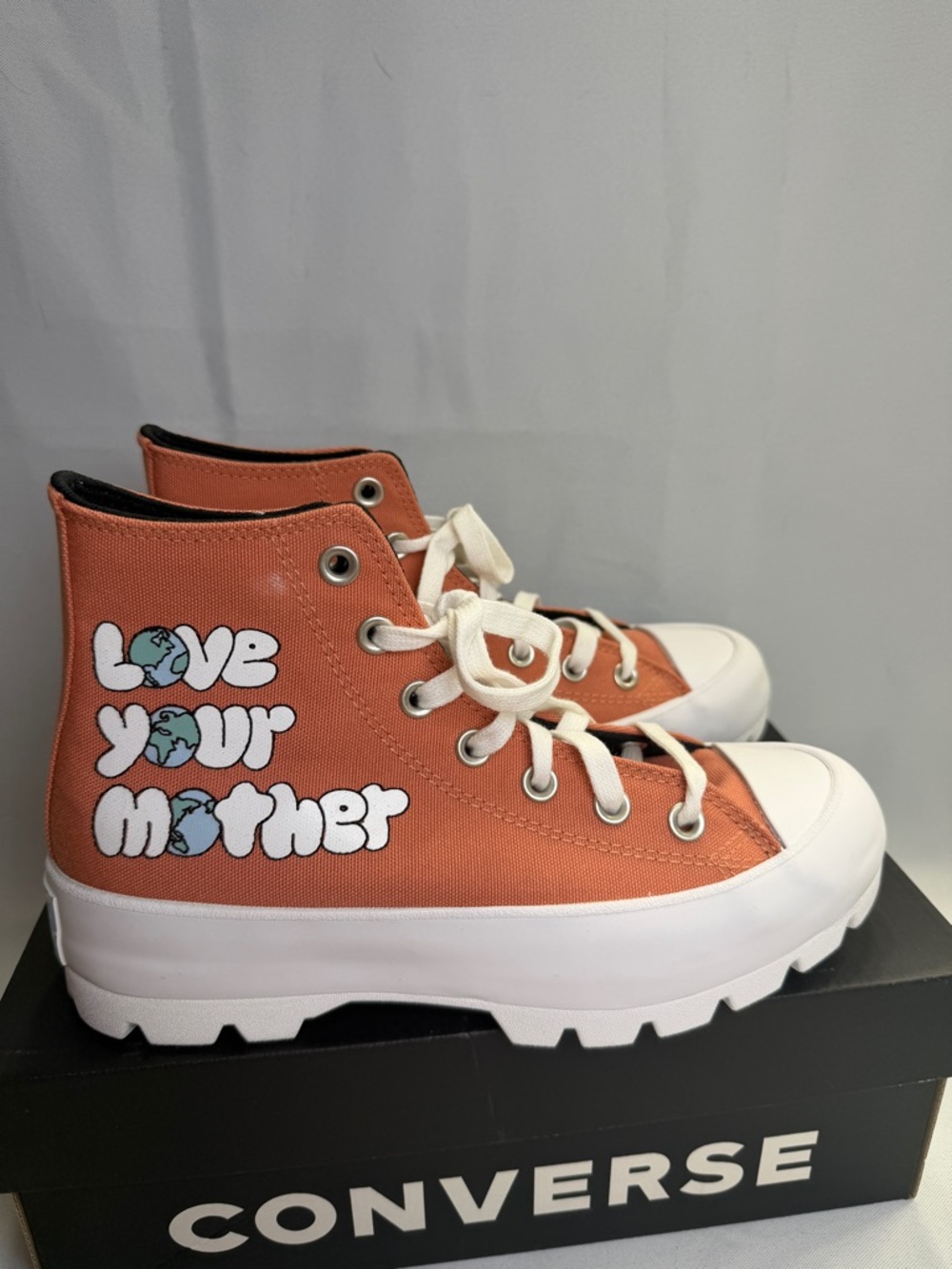 NEW WOMENS SIZE 7.5 CONVERSE CHUCK TAYLOR LUGGED HIGH “LOVE YOUR MOTHER" 572565C